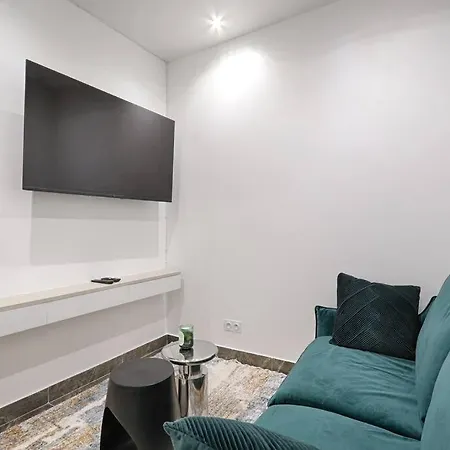 Buttes Chaumont Charming 4p Apartamento Paris